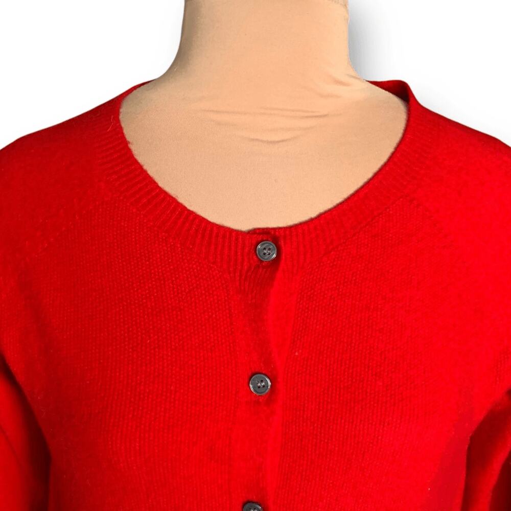 Vintage Bright Cherry Red Ribbed Knit Button Front Round Neck‎ Cardigan Sweater